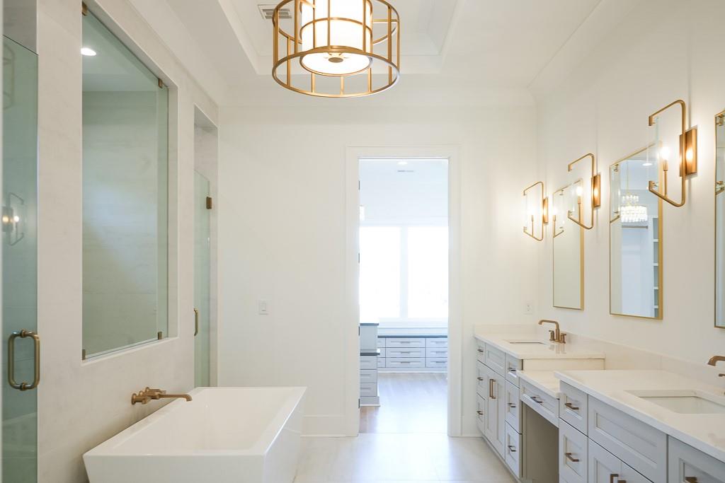 1310 Rumson Lane