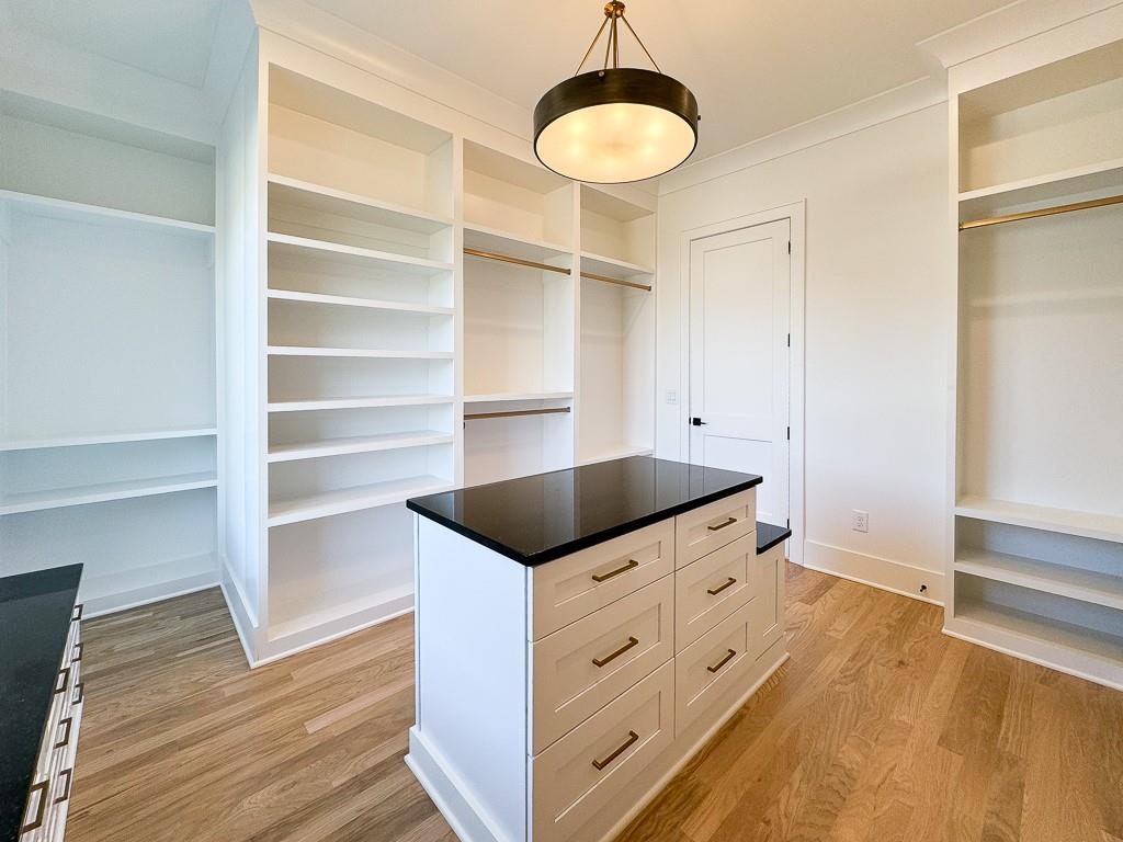 1310 Rumson Lane