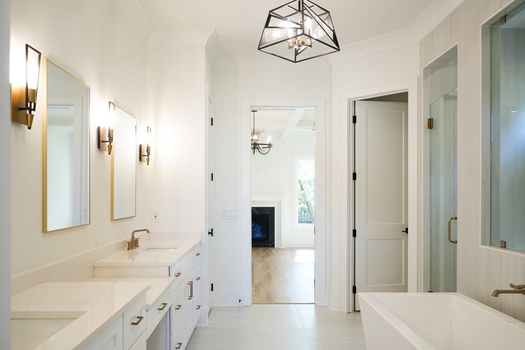 1310 Rumson Lane