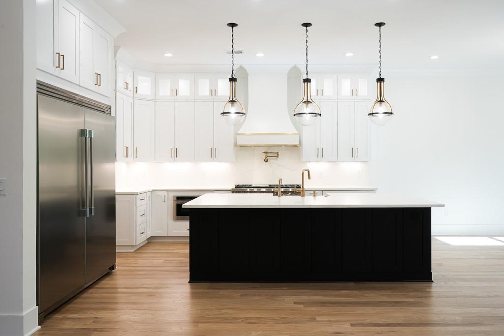 1310 Rumson Lane