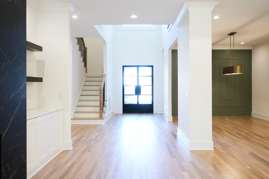 1310 Rumson Lane