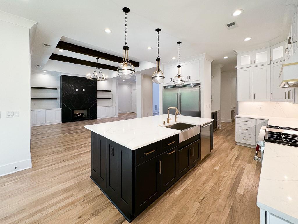 1310 Rumson Lane