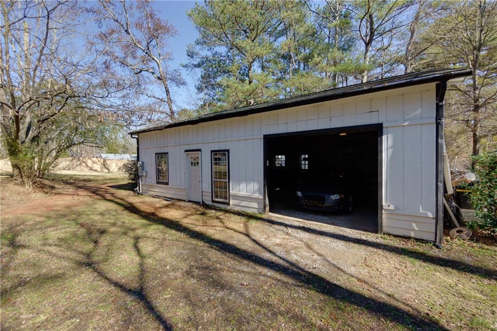 8404 Majors Road