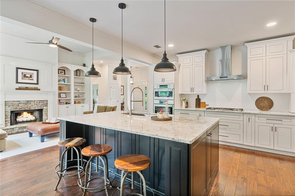 410 Longwood Lane