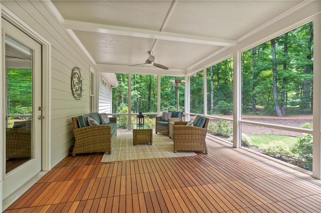410 Longwood Lane
