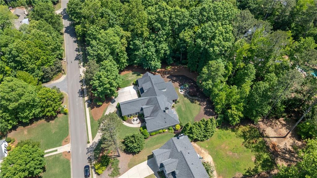 410 Longwood Lane