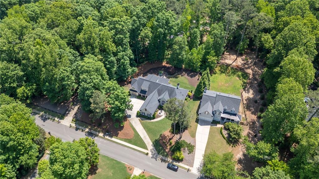 410 Longwood Lane