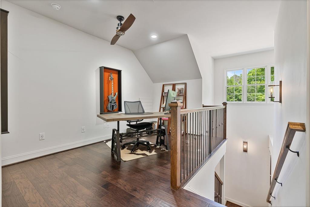 410 Longwood Lane