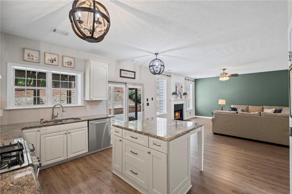 125 Sable Pointe Drive