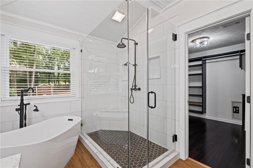 125 Sable Pointe Drive