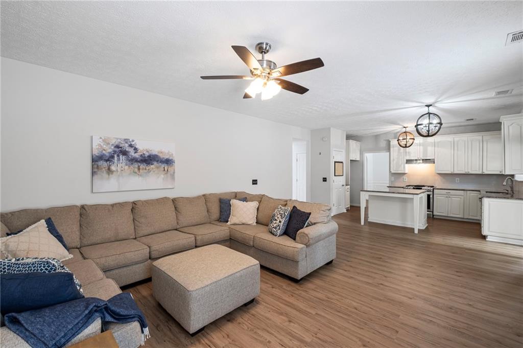 125 Sable Pointe Drive
