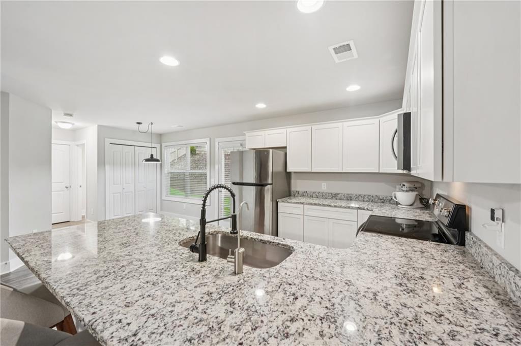 1755 Falcon Creek Trail