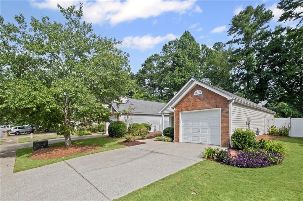 525 Stanford Place
