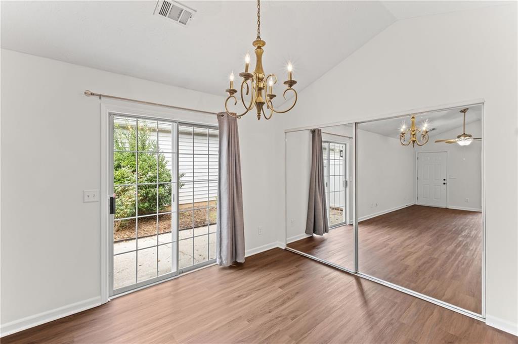 525 Stanford Place