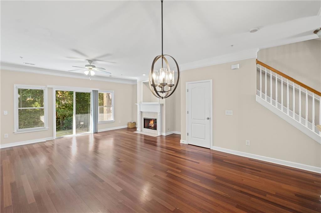 1225 Harris Commons Place