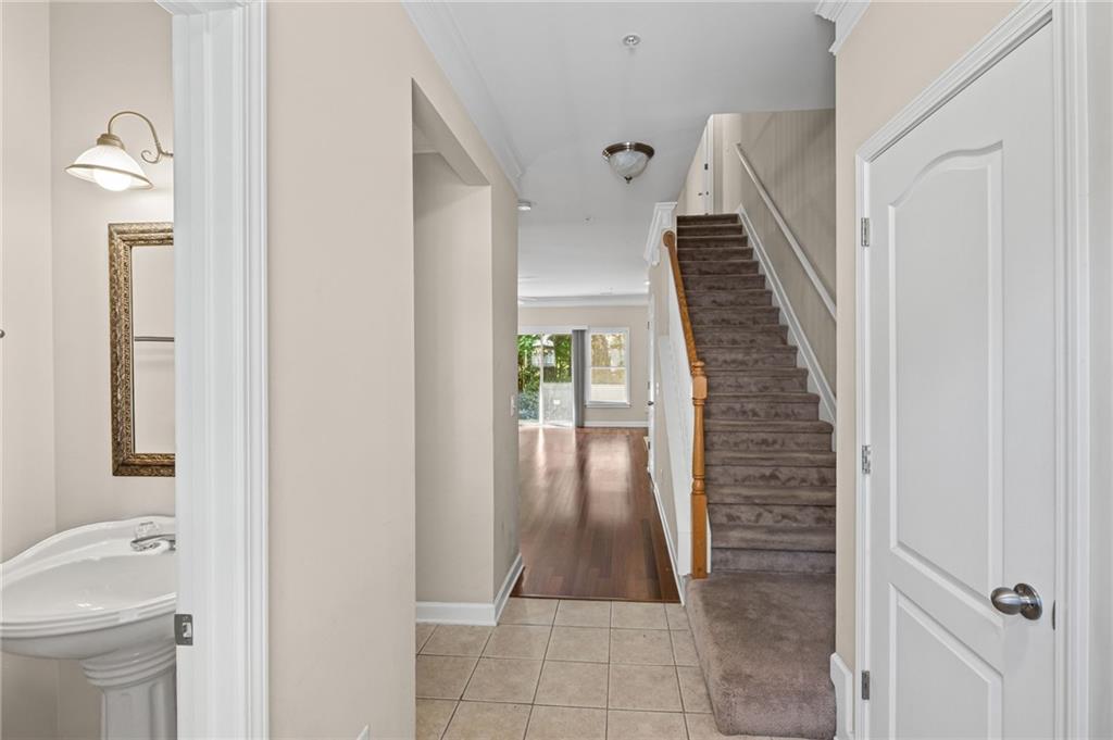1225 Harris Commons Place