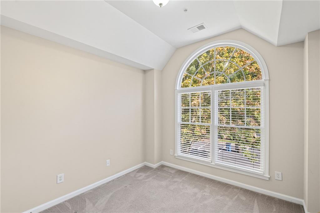 1225 Harris Commons Place