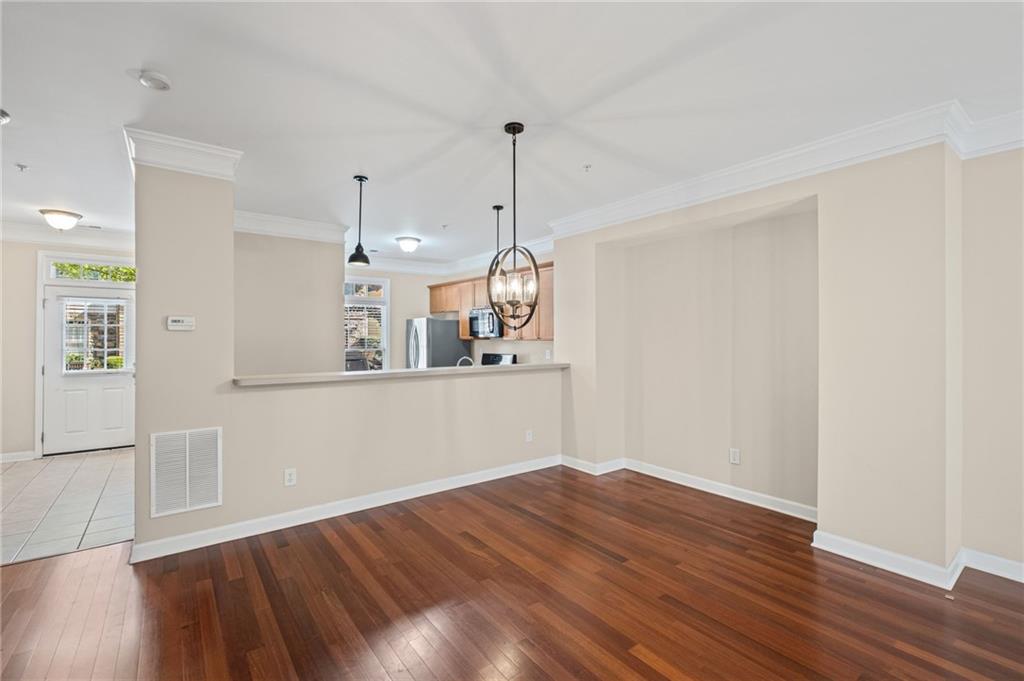 1225 Harris Commons Place