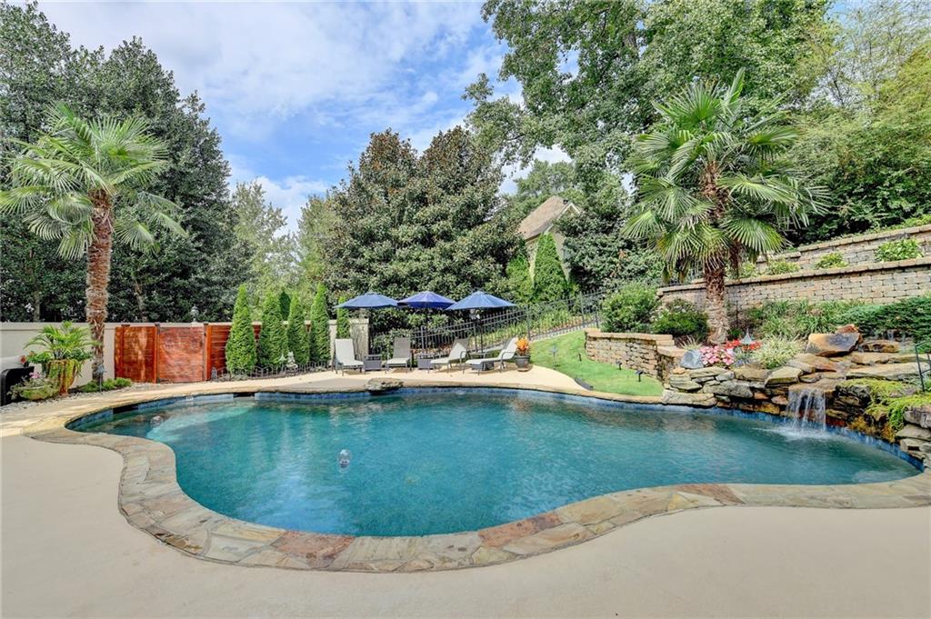 7315 Craigleith Drive