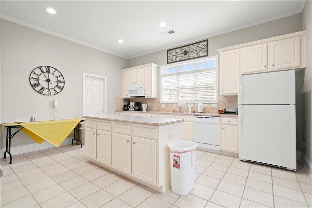 406 Sweet Apple Circle