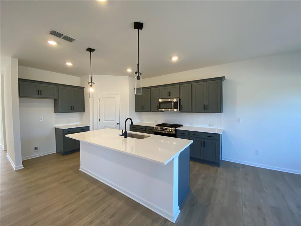 175 Foxhill Drive