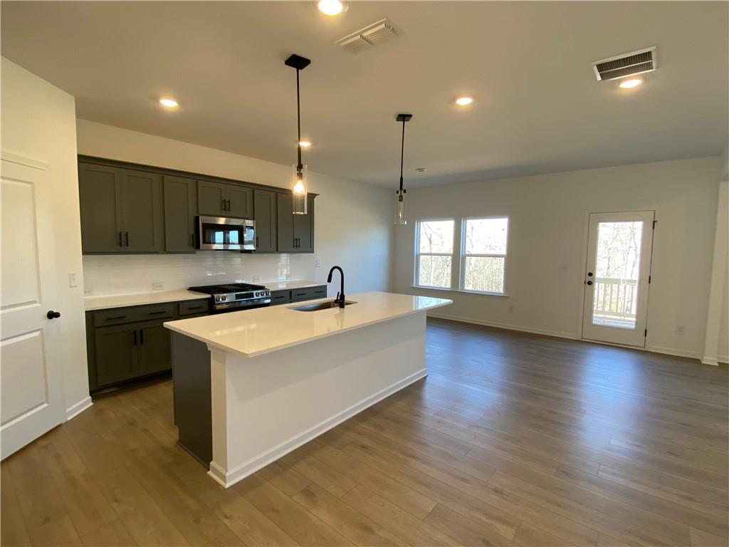 175 Foxhill Drive
