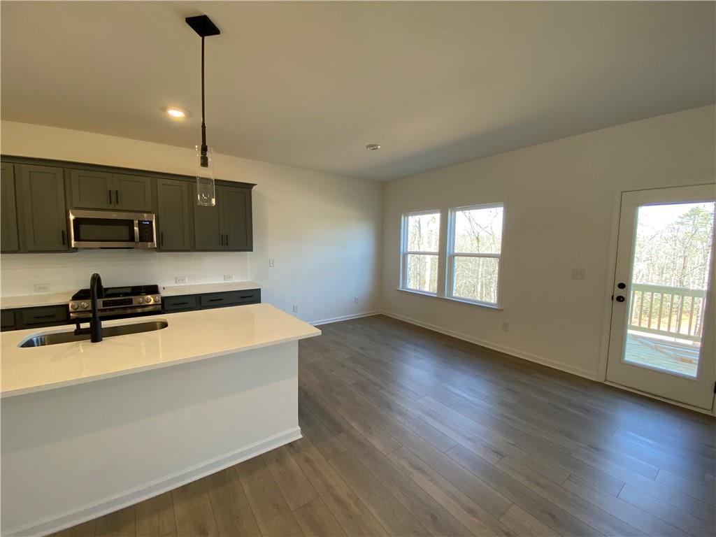 175 Foxhill Drive