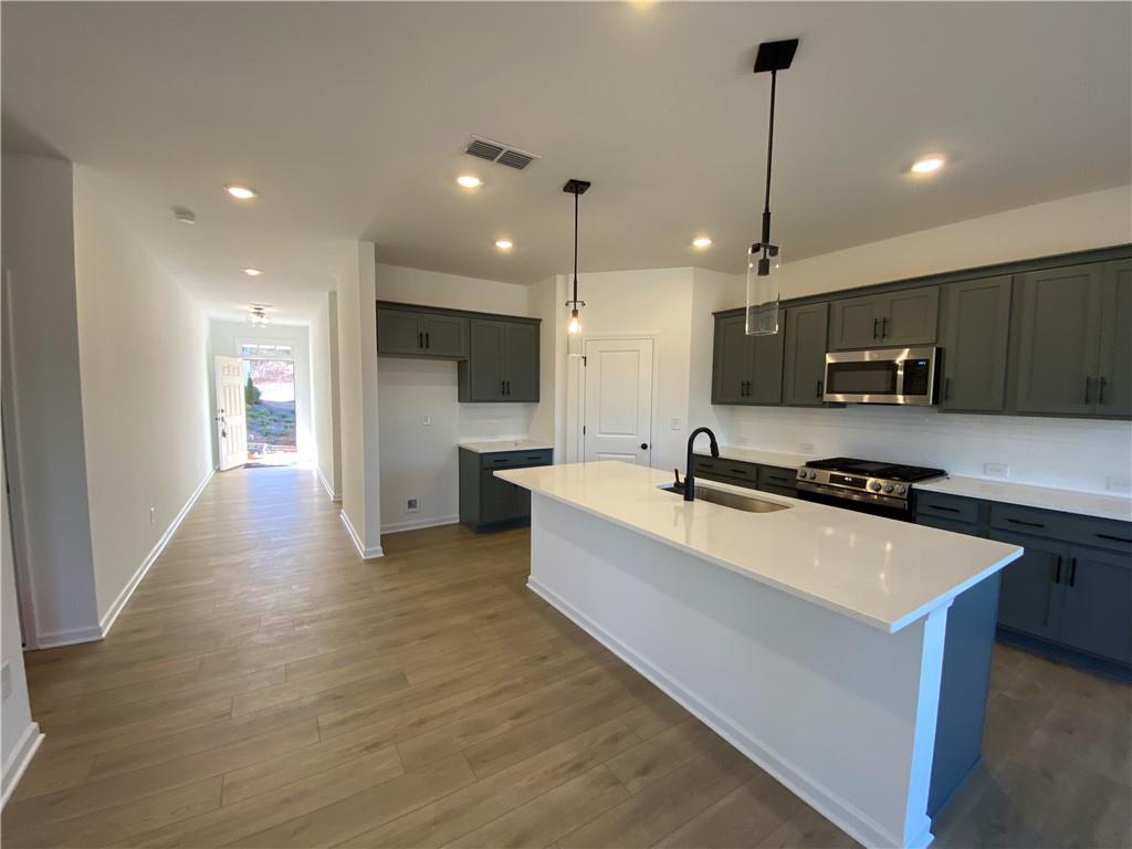175 Foxhill Drive