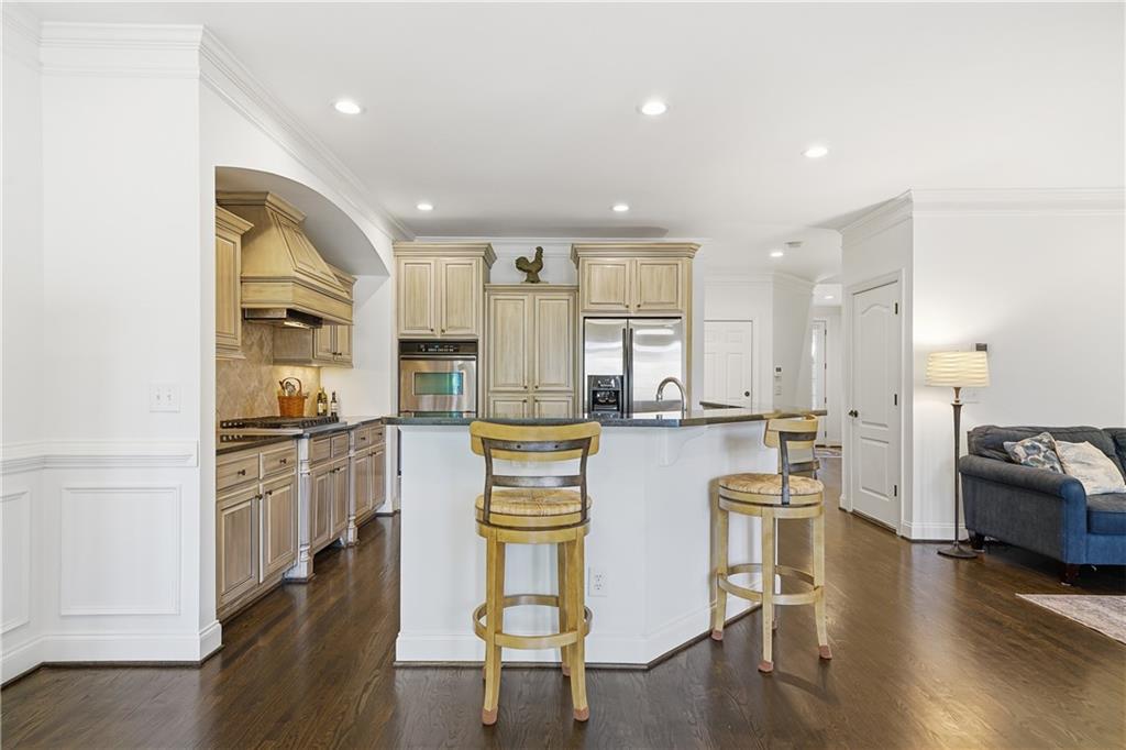 2642 Long Pointe