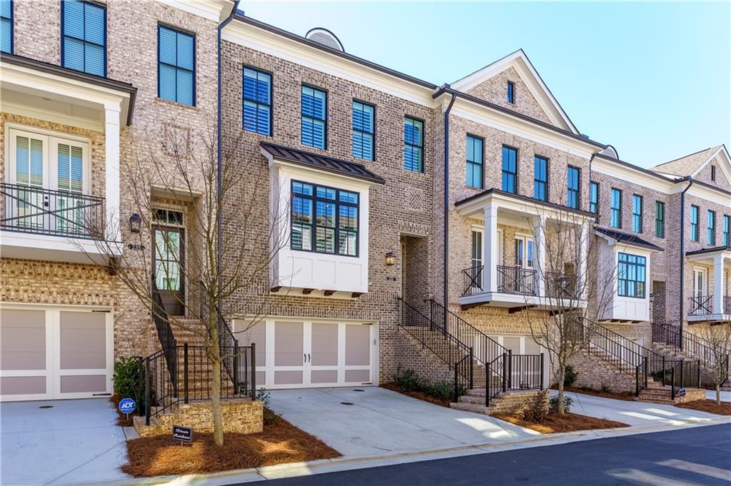 225 Briscoe Way