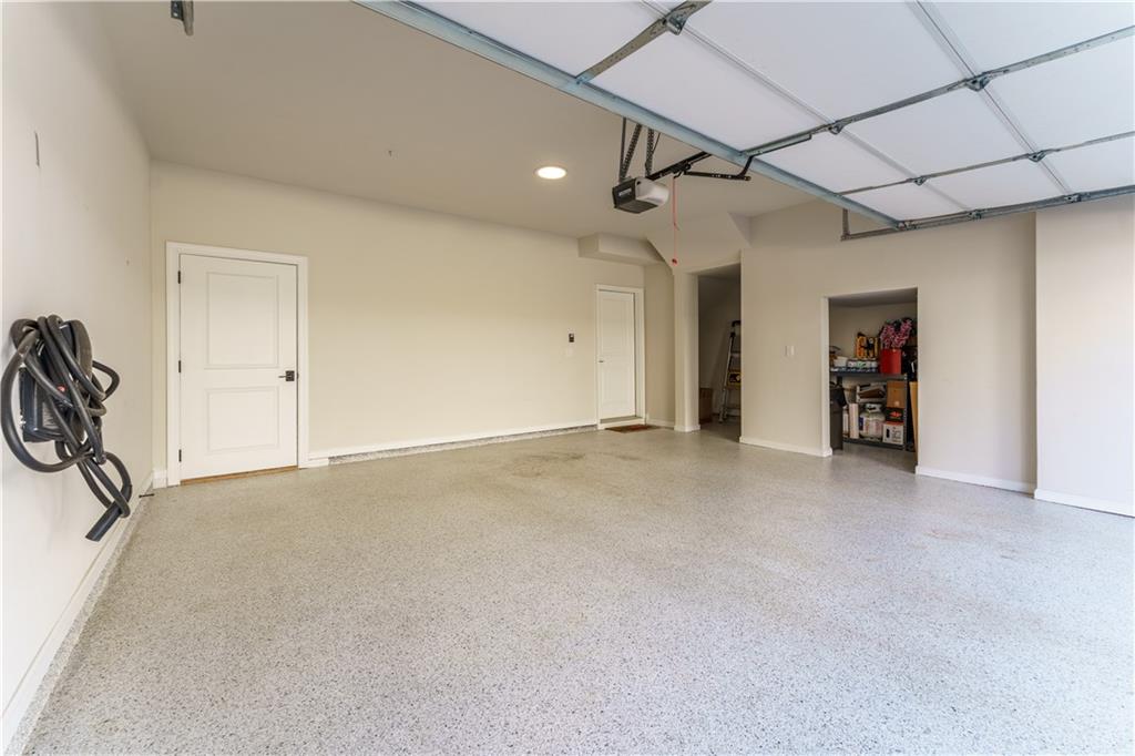225 Briscoe Way