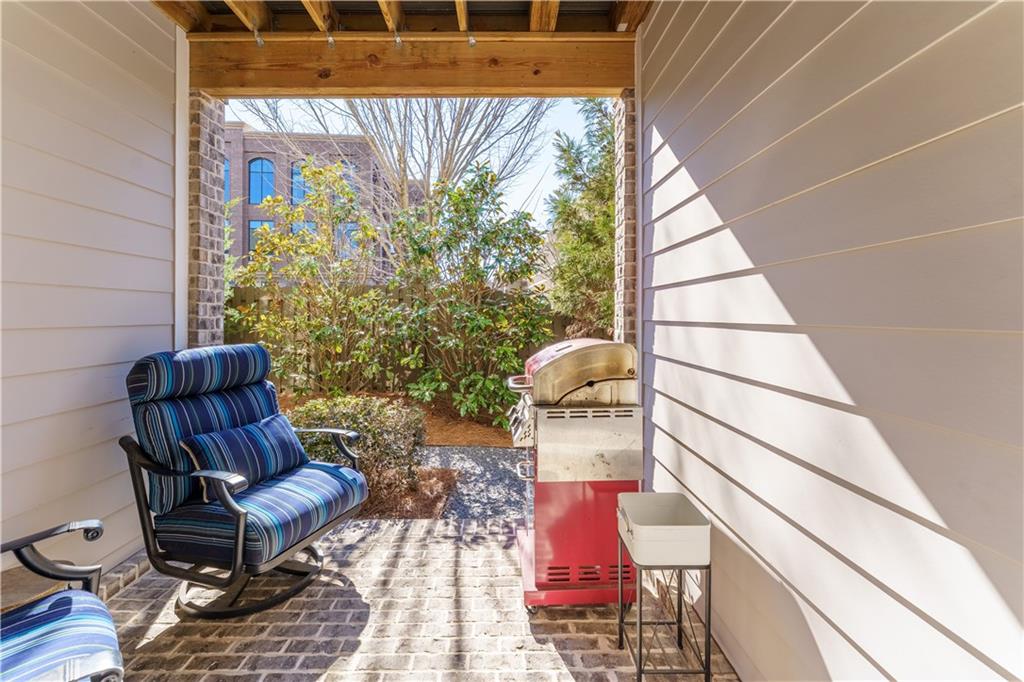 225 Briscoe Way