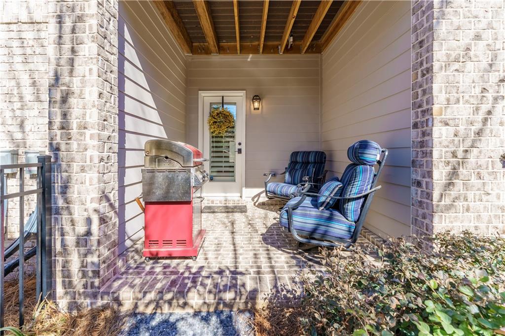 225 Briscoe Way