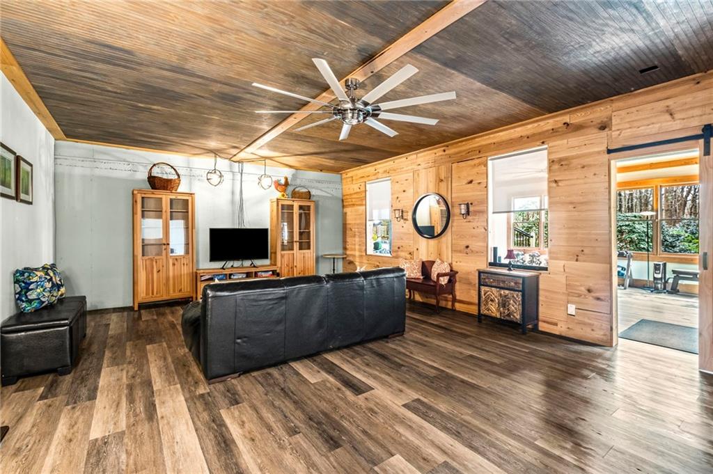 105 Smith Forest Lane