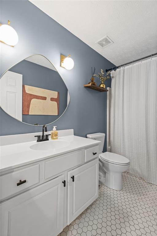 135 Sable Pointe Drive