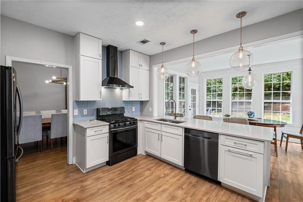135 Sable Pointe Drive