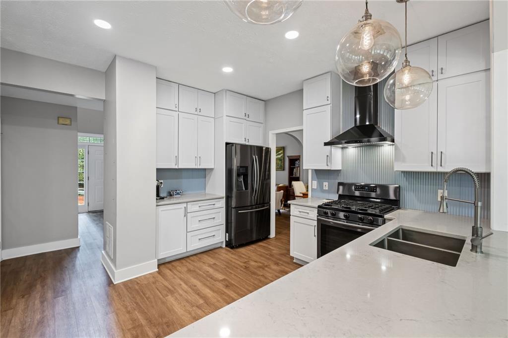 135 Sable Pointe Drive