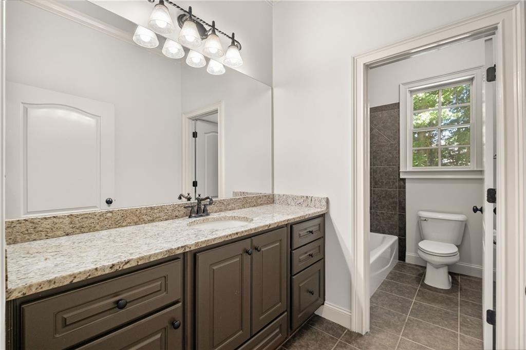 809 Creekside Trail