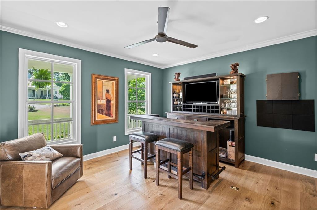 126 White Oak