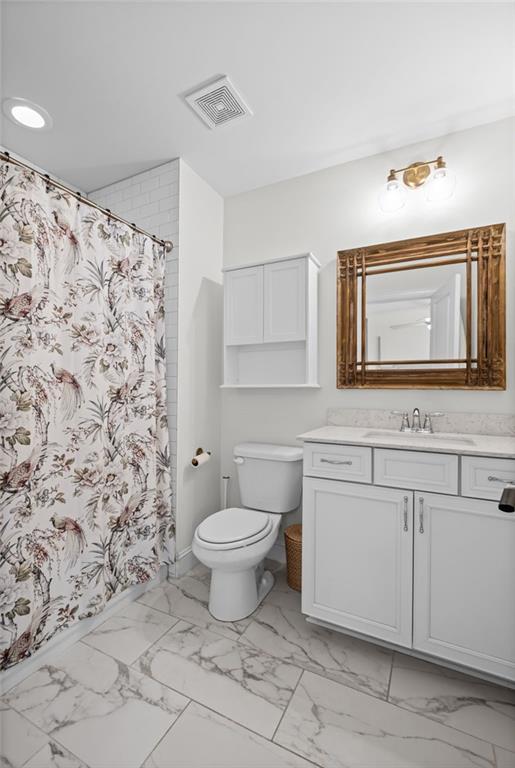 126 White Oak