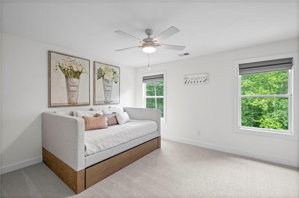 126 White Oak