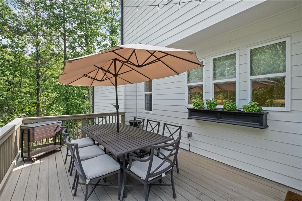 126 White Oak