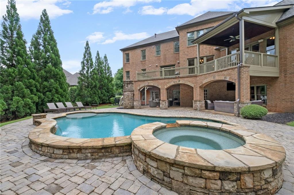 16550 Quayside Drive