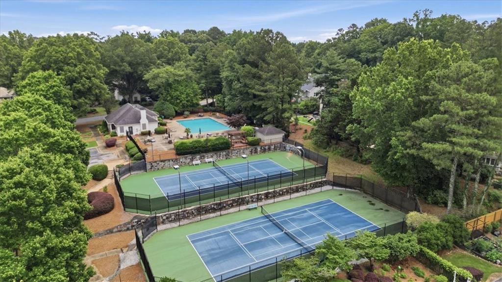 4900 Walnut Grove