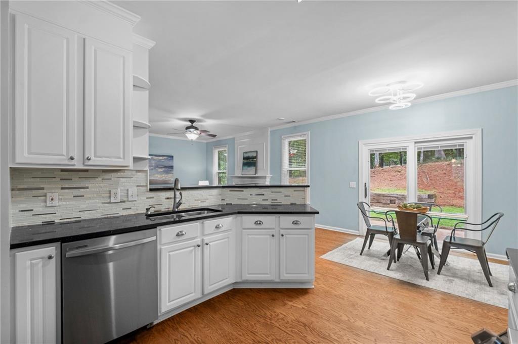 2300 Northwood Drive