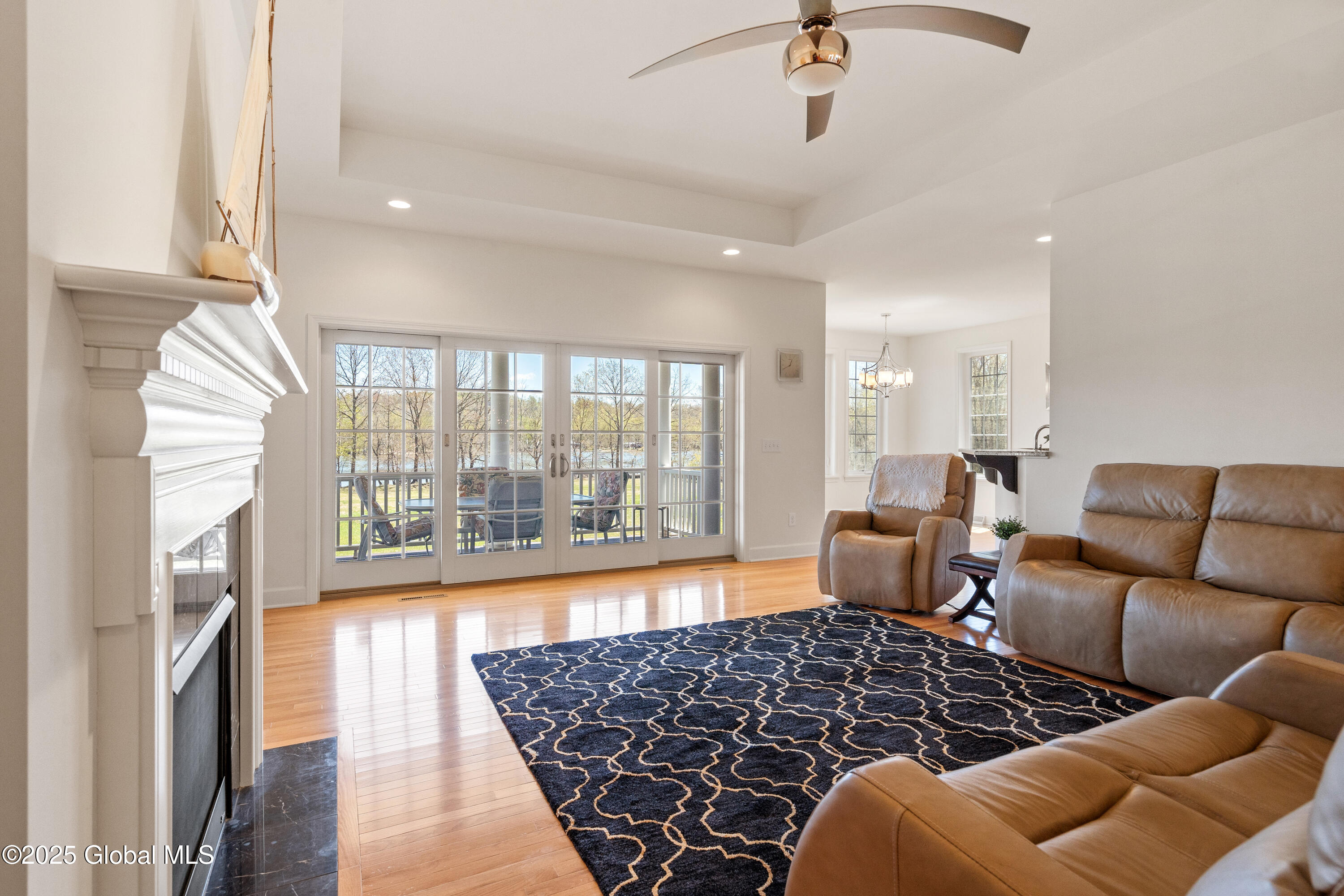3 Riverside Court
