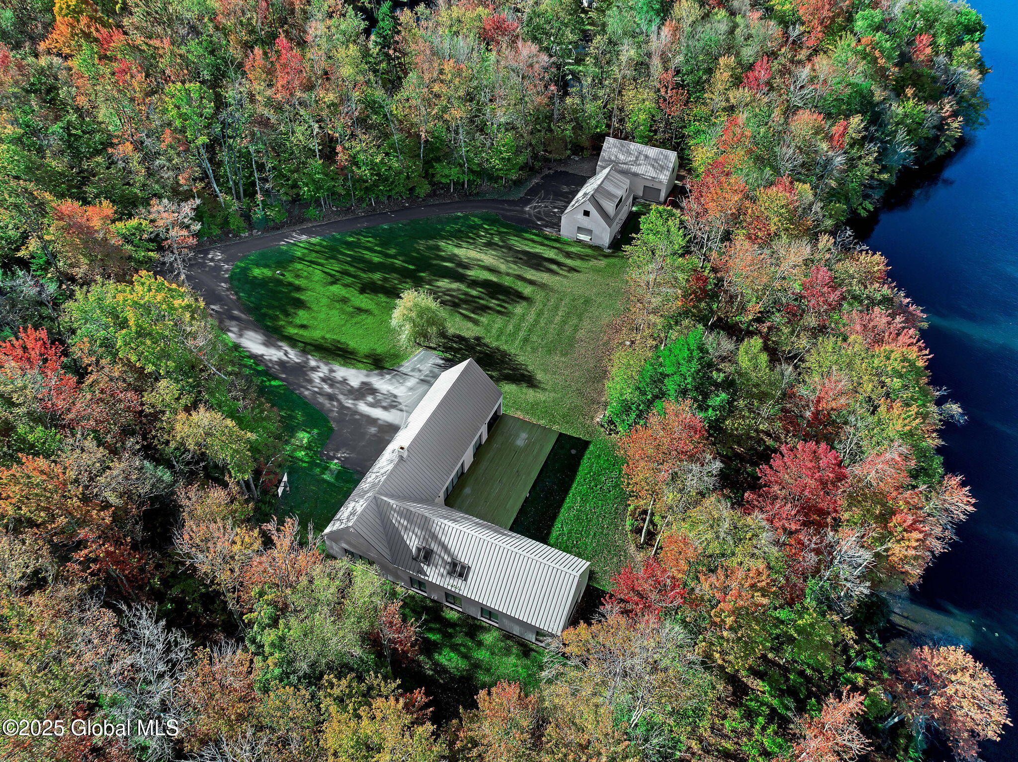 500 Pond View Road
