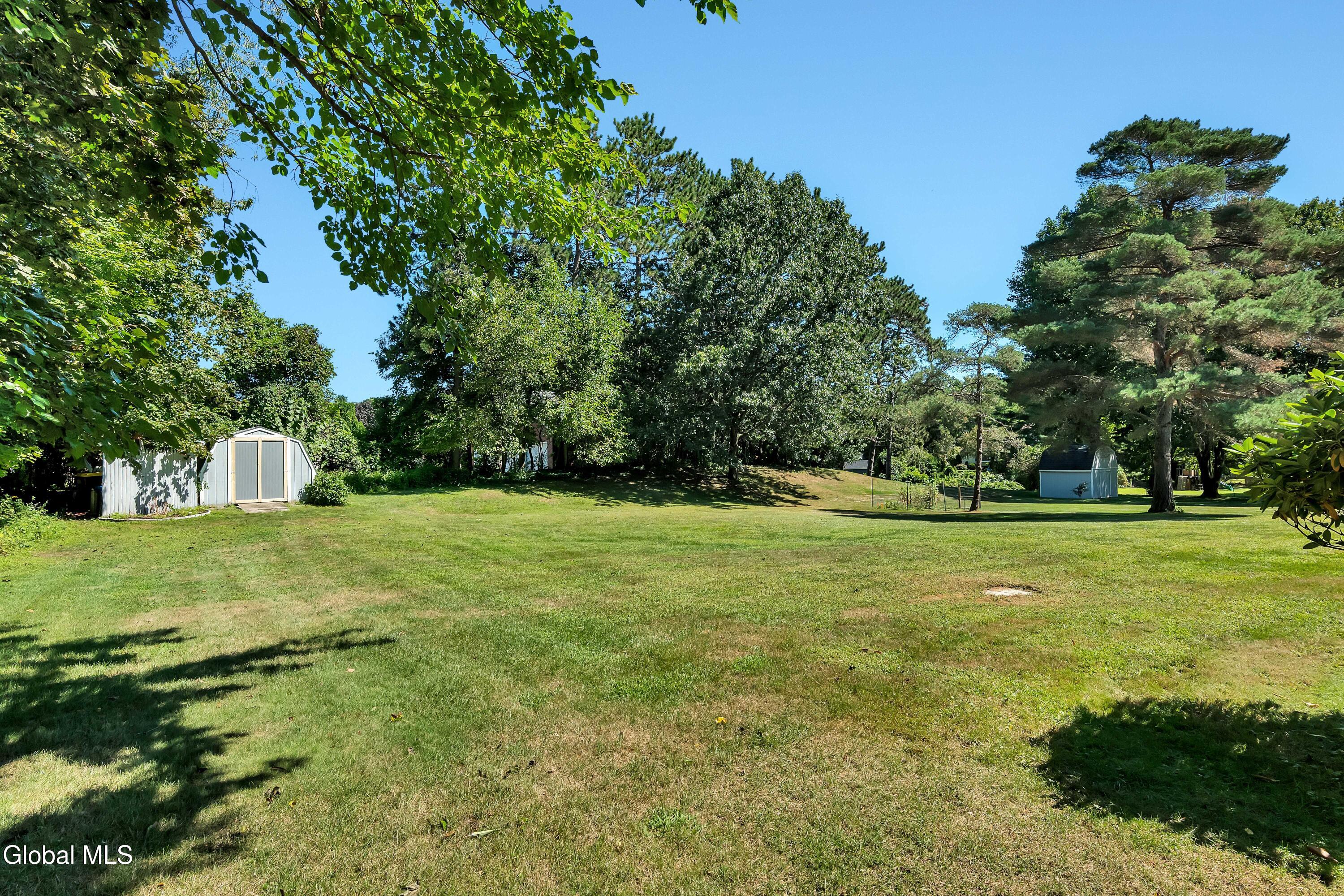 3 Arcadian Drive