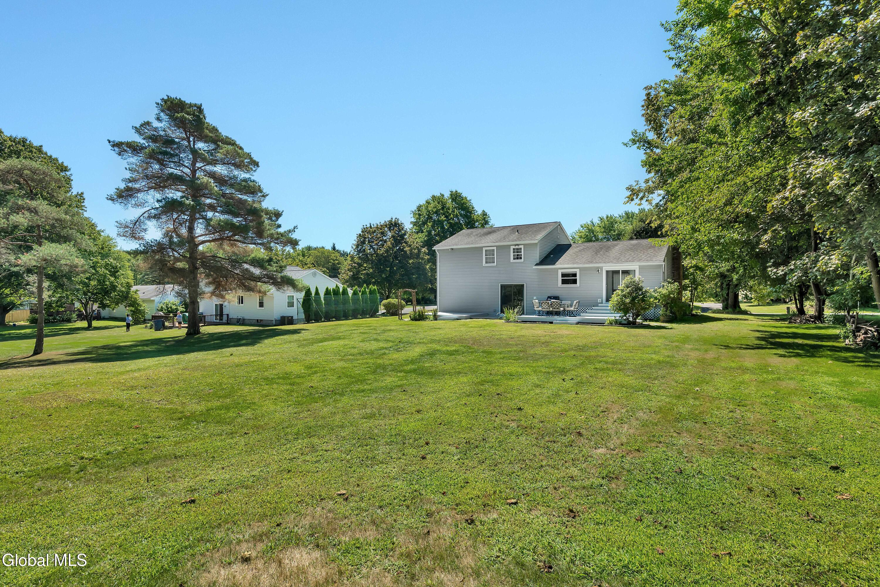 3 Arcadian Drive