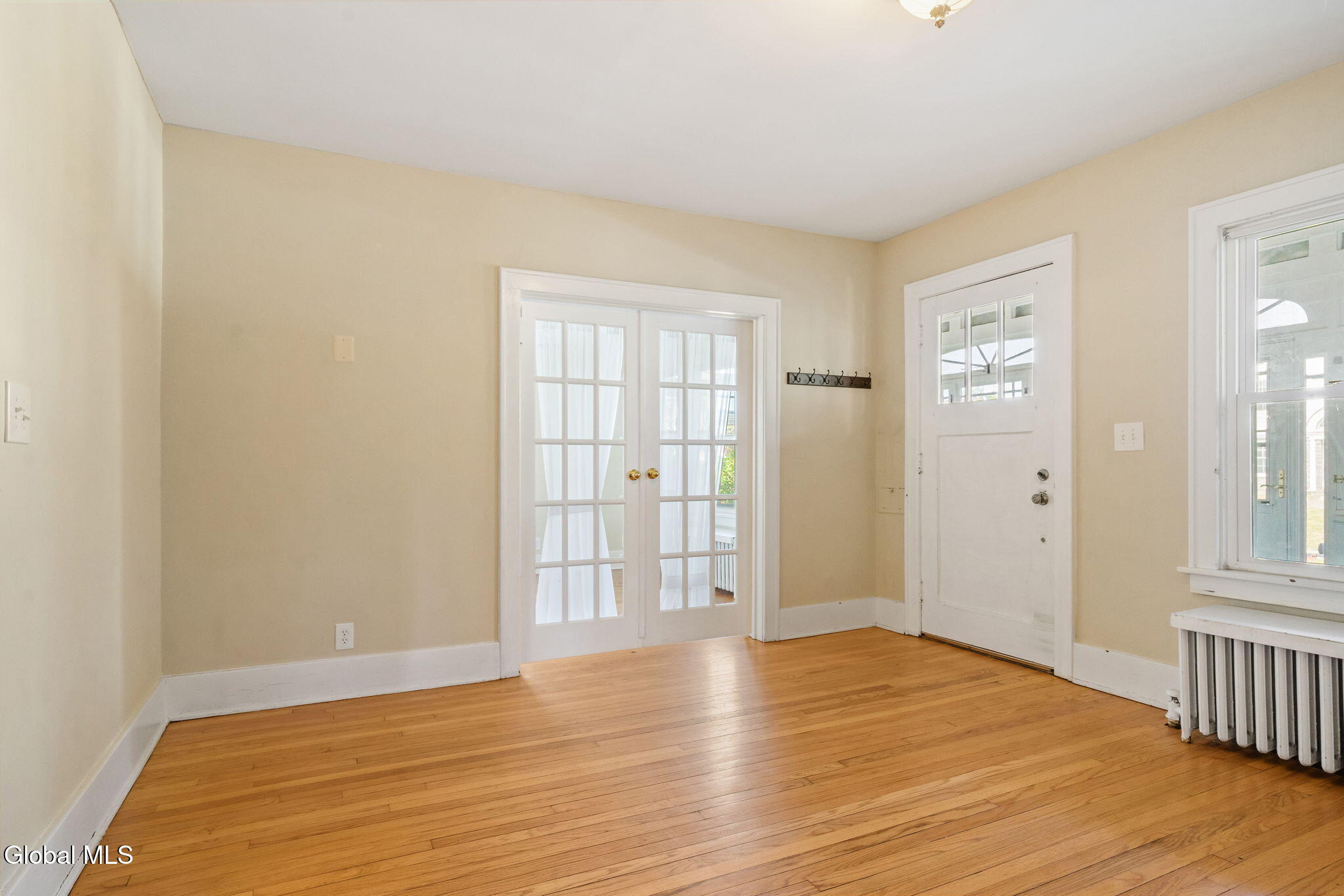 11 Fleetwood Avenue
